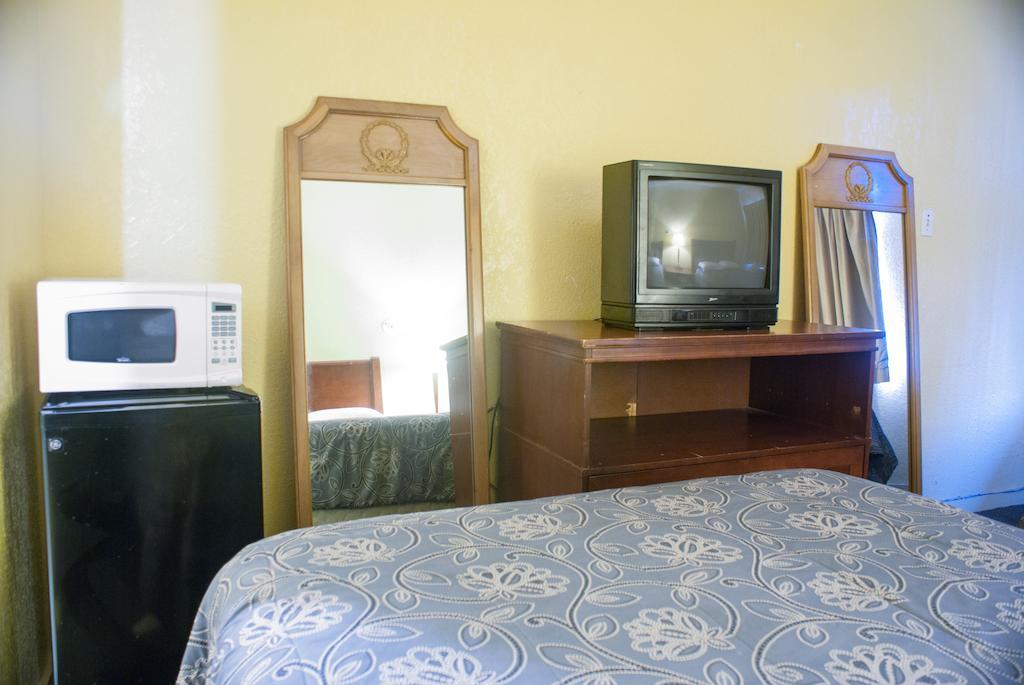 Sweets Inn Motel New Orleans Room photo